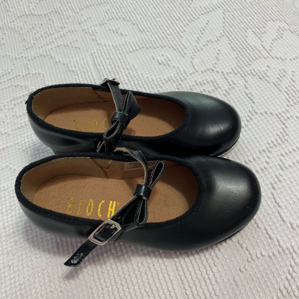 Child’s Mary Jane Tap shoes Bloch size 8.5